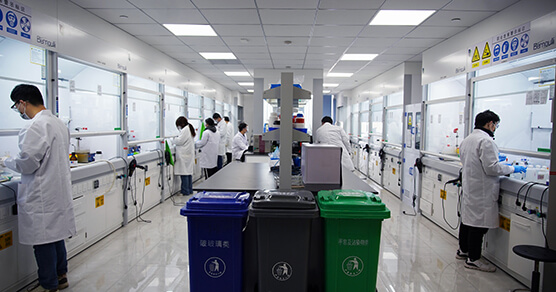 Chemical-Synthesis-Laboratory